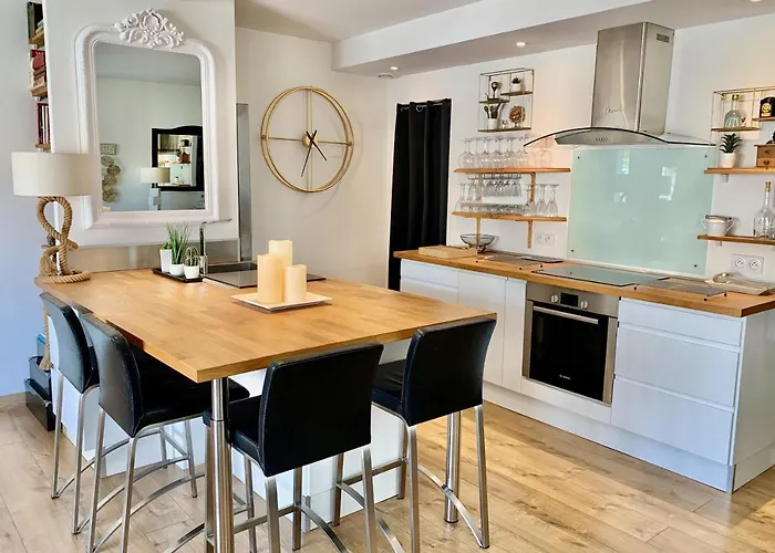 Villa La Maison Blanche 5*, Piscine & Vue Cite Medievale *