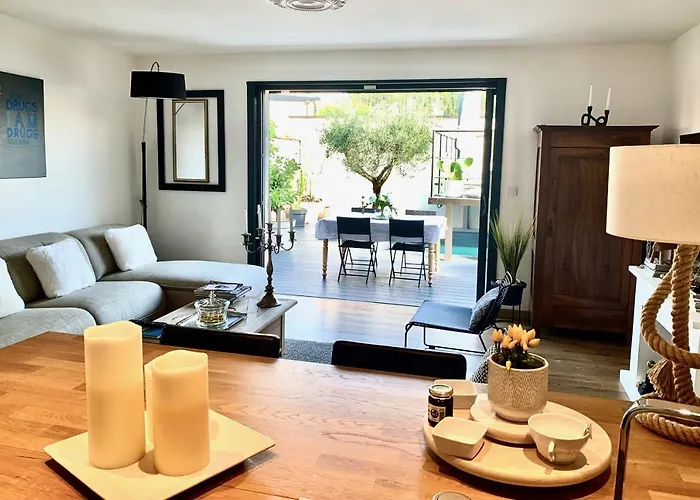 La Maison Blanche 5*, Piscine & Vue Cite Medievale Villa